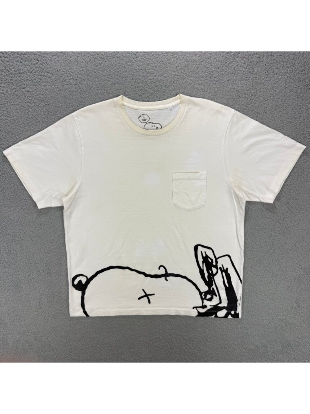 Uniqlo Kaws Peanuts T Shirt Mens Large L White Snoopy Face Pocket Tee Graphic